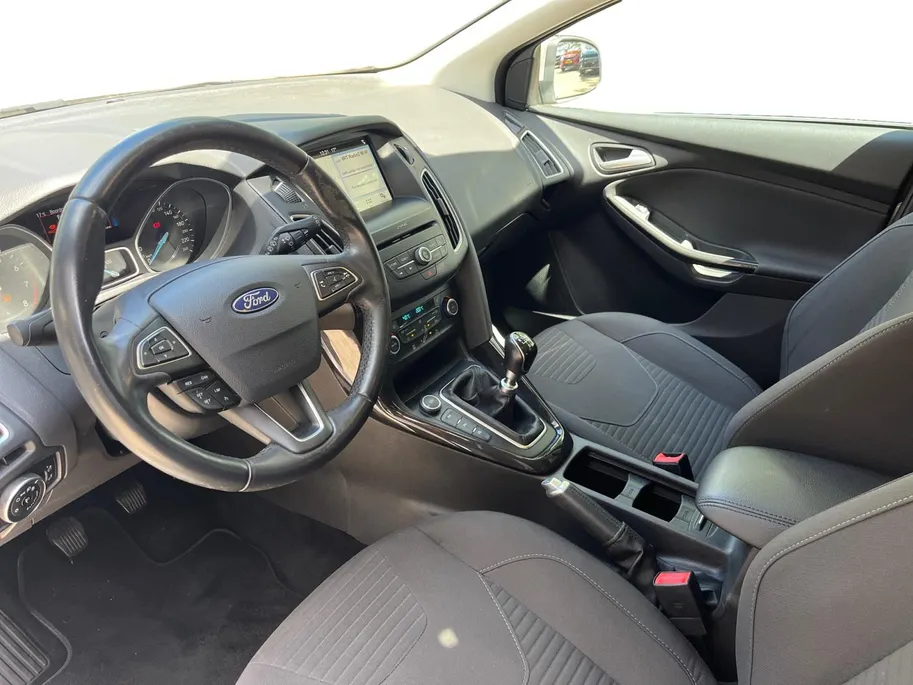 Ford Focus 1.0 First Edition | CAMERA | NAVIGATIE | LM VELGEN | CRUISE | AIRCO |