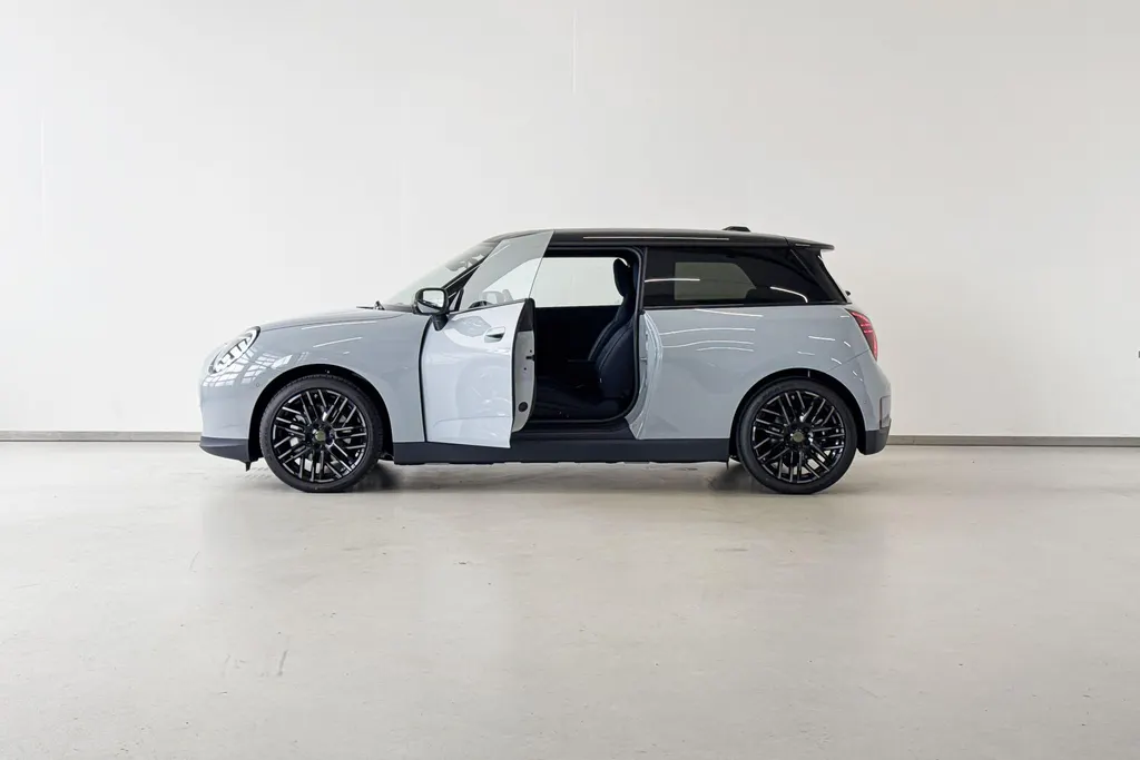MINI Cooper 3-deurs Electric Cooper SE Paul Smith Ed. XL 54.2 kWh