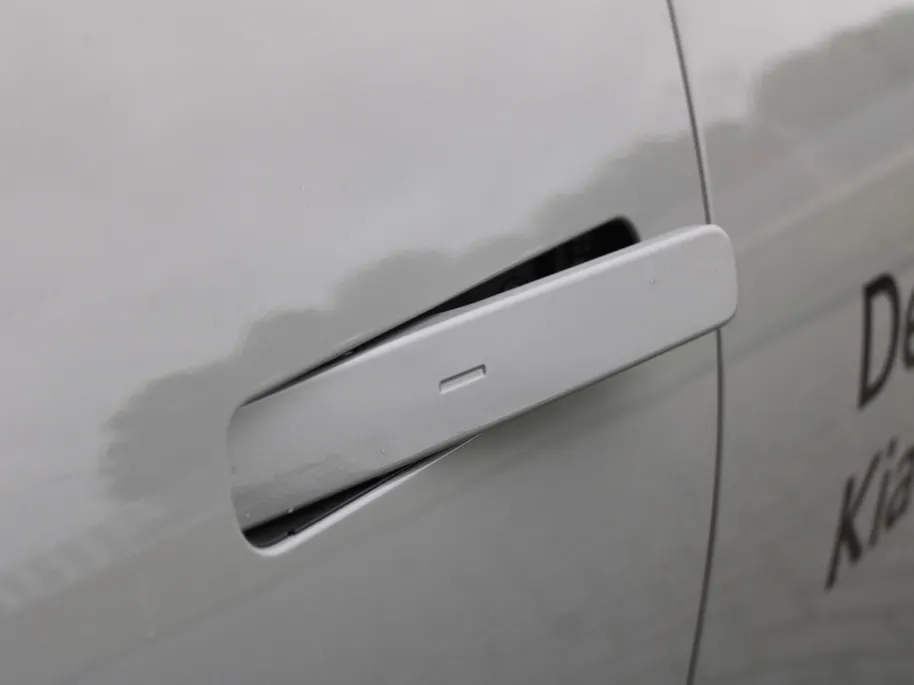 Kia EV4 GT-PlusLine 81.4 kWh | Schuifdak | Stuur-/stoelverwarming + ventilatie | Camera rondom | Elek. stoelverstelling | Leer | HUD | LED | 19' LM |