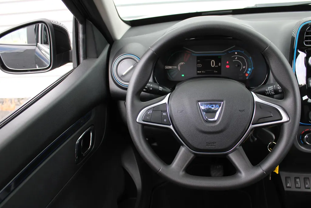 Dacia Spring Essential |  Airco | 14' Design velgen | Bluetooth | PDC | BTW auto | Uniek!! |