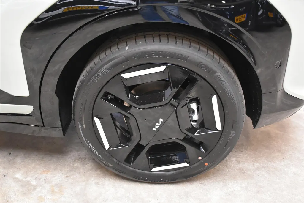 Kia EV3 81,4 kWh 204pk GT-PlusLine NIEUW