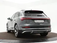 Audi e-tron 55 408pk Quattro S edition 95 kWh · SOH 95,6% · Panoramadak · 360 Camera · B&O Audio · Stoelverwarming · Luchtvering · 21'' Inch ·