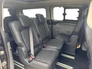 Ford Tourneo Custom 340 2.5 PHEV L2H1 Titanium X 8 persoons | TE BESTELLEN AUTO | Elektr. bedienbare AGR Stoelen met lederen bekleding | B&O Audio | Navigatie | Panoramadak | Trekhaak | Achterklep