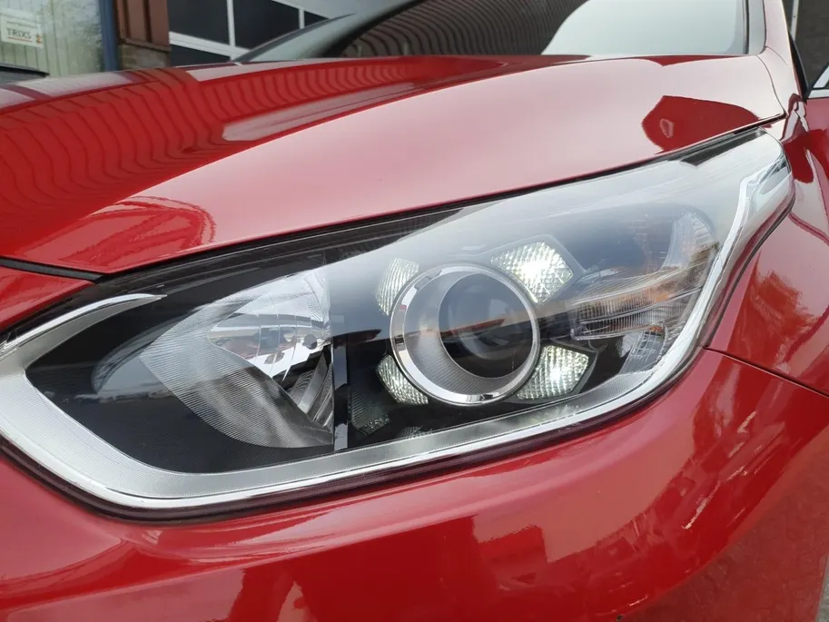 Kia ProCeed 1.5T 160 pk GT-Line Edition | Panorama schuifdak | Navigatie | Camera | Apple Carplay / Android auto | Cruise control | Climate control |