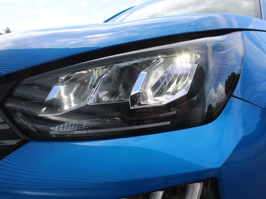 Peugeot 2008 1.2 PureTech 130 Allure | Automaat | Camera | Clima | Cruise | Navi | 17' LM | LED | Apple Carplay/Android Auto |