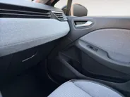 Renault Clio 1.6 E-Tech Full Hybrid 145 techno Apple Carplay/Android Auto , navi , camera , tel , lm velgen , parkeersensoren .