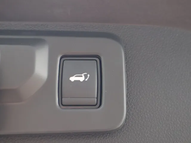 Mitsubishi Eclipse Cross Intense+ 87 kWh | Stuur/Stoel Verwarming | 360* Camera