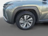 Hyundai Tucson 1.6 T-GDI HEV Comfort Smart | Trekhaak | Elektrische achterklep | Navigatie | Parkeersensoren voor en achter |