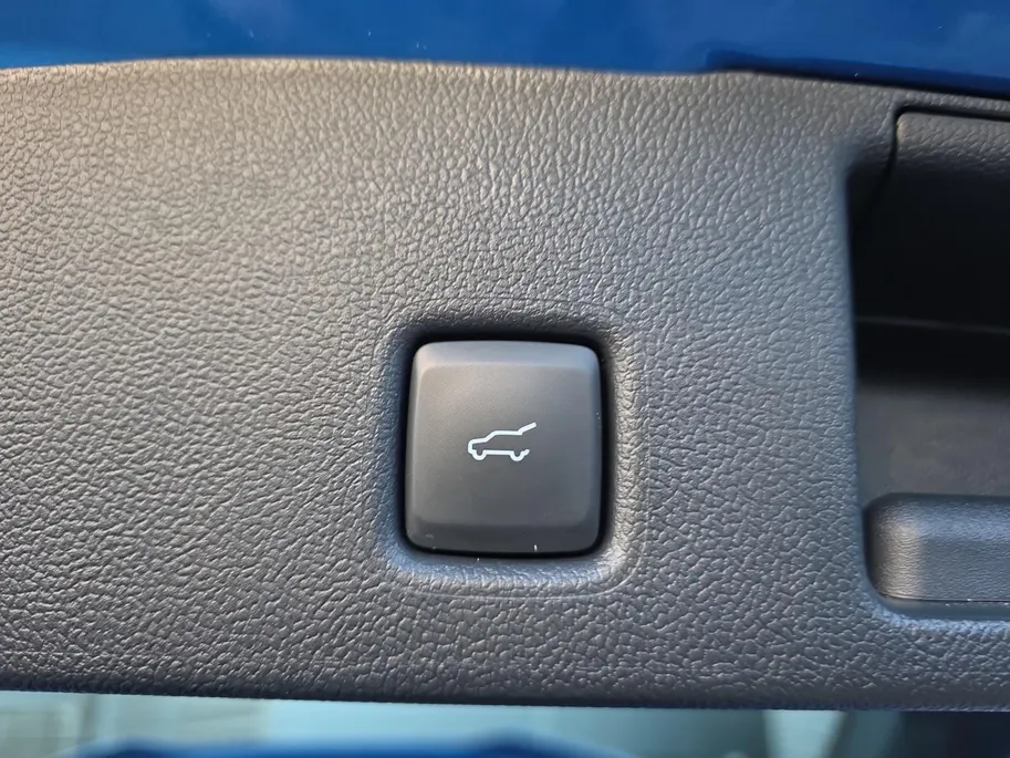 Ford Kuga 2.5 PHEV ST-Line X ACTIEPRIJS! | Elektr. Trekhaak (2100kg trekgewicht!) | Driver Assistance Pack | Winter Pack | Matrix ledkoplampen | Elektr. Achterklep | Memory Seats | Fabrieksgarantie! |