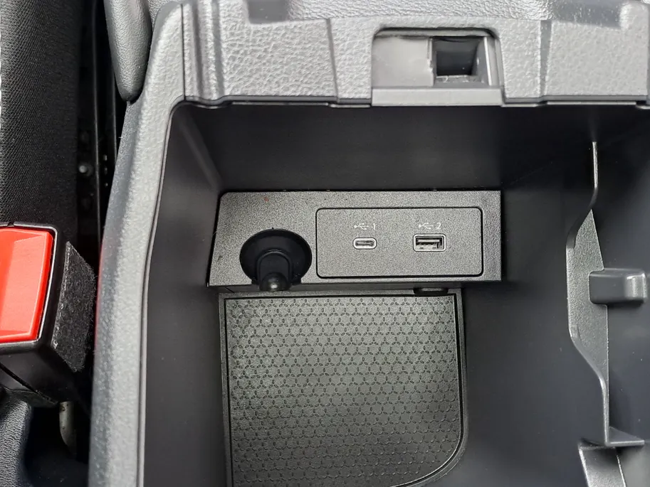 Nissan QASHQAI 1.3 MHEV Xtronic N-Connecta | Automaat | Panorama Dak | Navi | 360 Camera | Cruise control adaptief