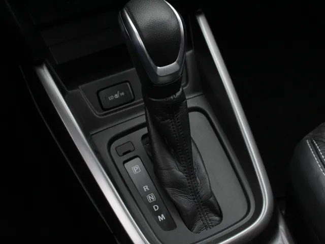 Suzuki Vitara 1.5 Hybrid Style Automaat | Navi | Adap. Cruise | Schuifdak | Camera | Lm-Velgen