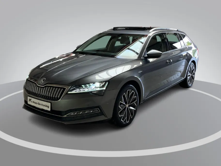 Škoda Superb 1.4TSIiV 160kW/218PK Laurin & Klement · Panoramadak · Leder · Navigatie · 360gr Camera · Apple/Android Car Play · Canton Audio ·