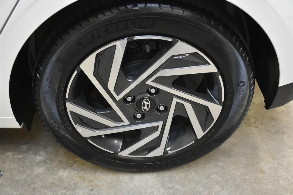 Hyundai i20 1.2i Comfort | 4-cilinder | Navi | Cruise Control | Camera