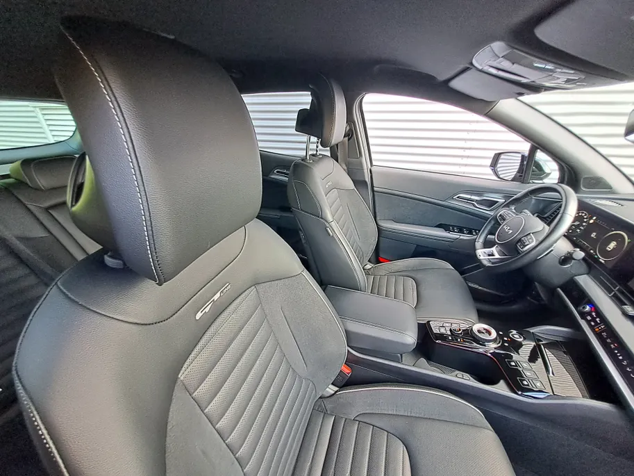 Kia Sportage 1.6 T-GDi Plug-in Hybrid AWD GT-PlusLine | Automaat | 360 Camera | Harmann Kardon | Leer | Stoel Verwarming / Verkoeling