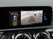 Mercedes-Benz A-Klasse 250 e AMG Line | HUD | Multispaak | LED | Navigatie | Camera | Automaat