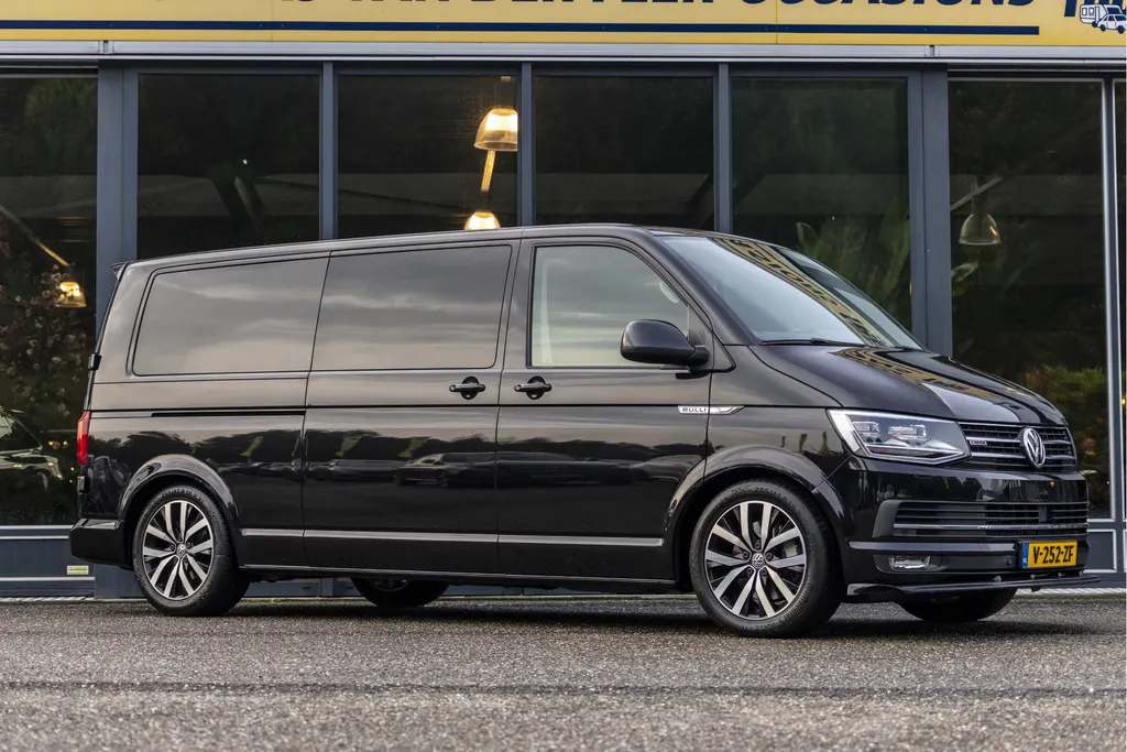 Volkswagen Transporter 2.0 TDI L2H1 DC 4Motion Highline EX.BTW