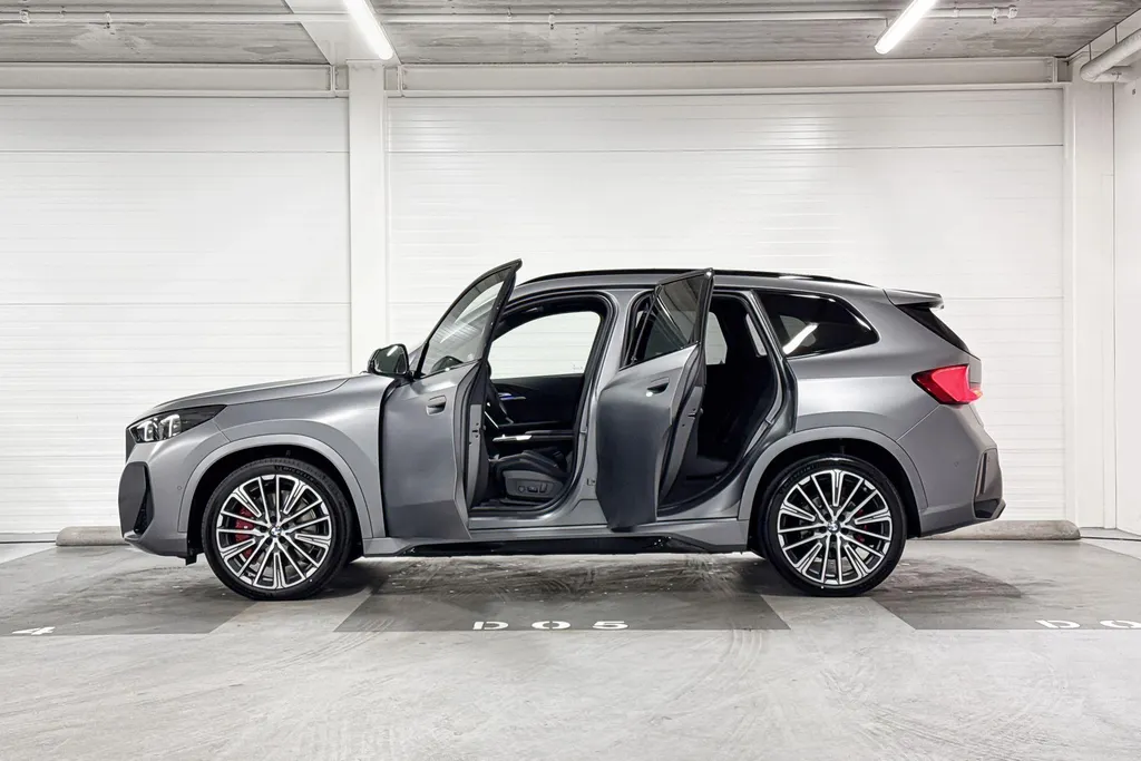 BMW iX1 eDrive20