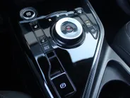 Kia Niro 1.6 GDi Hybrid DynamicPlusLine | Schuif-/kanteldak | Stuur-/stoelverwarming | Cruise adapt. | Camera | HUD | LED | Clima | 16' LM | Navi |
