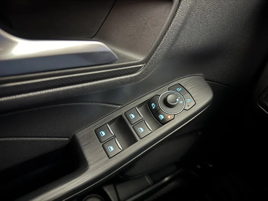 Ford Kuga 2.5 PHEV ST-Line | 225 pk | Winterpack |