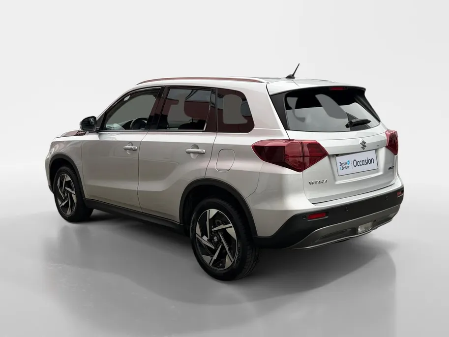 Suzuki Vitara 1.5 Hybrid Style 116PK AUTOMAAT | Parkeer sensoren| Metallic lak| 4 seizoen banden| Camera| Schuif en kanteldak| Navigatie| Stoel verwarming| Adaptieve cruise control
