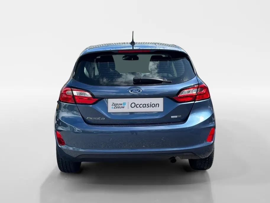 Ford Fiesta 1.0 EcoBoost Hybrid Titanium | Stoel/stuur en voorruitverwarming | Cruise control | Parkeersensoren |