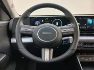 Hyundai Kona 64,8 kWh 204pk Pure Edition + Comfort Pack / DIRECT LEVERBAAR! / Demonstratieauto / 19' velgen!