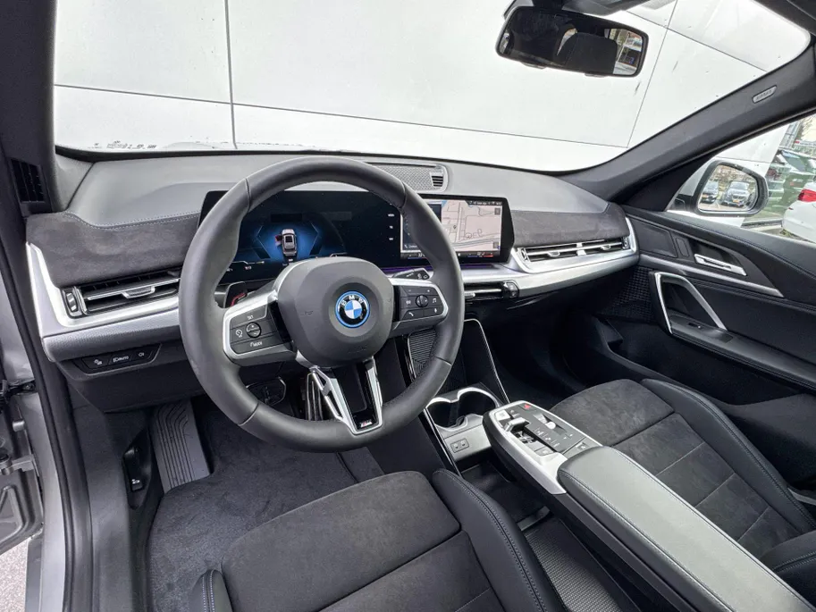 BMW iX1 eDrive20 67 kWh M Sport Edition