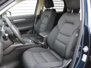 Mazda CX-5 2.0 SkyActiv-G 165 Comfort | Trekhaak | Stoel-/stuurverwarming | Dodehoek detectie | Carplay | Clima | 19' LM | Parkeersensor v+a | LED |