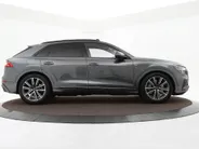 Audi Q8 55 TFSIe 381pk Tiptronic Quattro Pro Line S · Panoramadak · 360 Camera · Wegklapbare Trekhaak · Apple/Android Car Play · Luchtvering · 21'' Inch ·