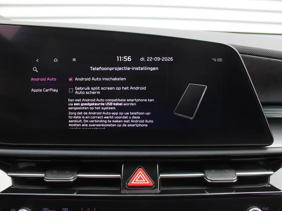 Kia Niro 1.6 GDi Hybrid DynamicPlusLine | Trekhaak | BTW Auto | Schuifdak | Stuur-/stoelverwarming | Cruise adapt. | Camera | Clima | Leer | HUD | LED | 16' LM |