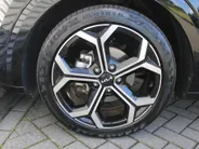 Kia Niro 1.6 GDi Hybrid ExecutiveLine | Camera | Leer | Schuifdak | Stoelverwarming+ventilatie | Elektr. stoelverstelling + achterklep | 18' LM | HUD |