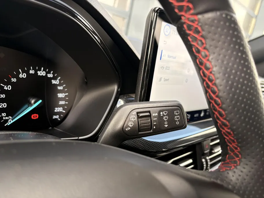 Ford Focus Wagon 1.0 EcoBoost 125PK Hybrid ST Line GROOT NAVIGATIE WINTERPAKKET