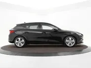 SEAT Leon 1.0 TSI FR 110pk FR · Apple/Android Car Play · Camera · Elekt. inklapbare spiegels · Navigatie · Adaptive Cruise Control ·  Garantie t/m 10-11-2027 of 100.000km