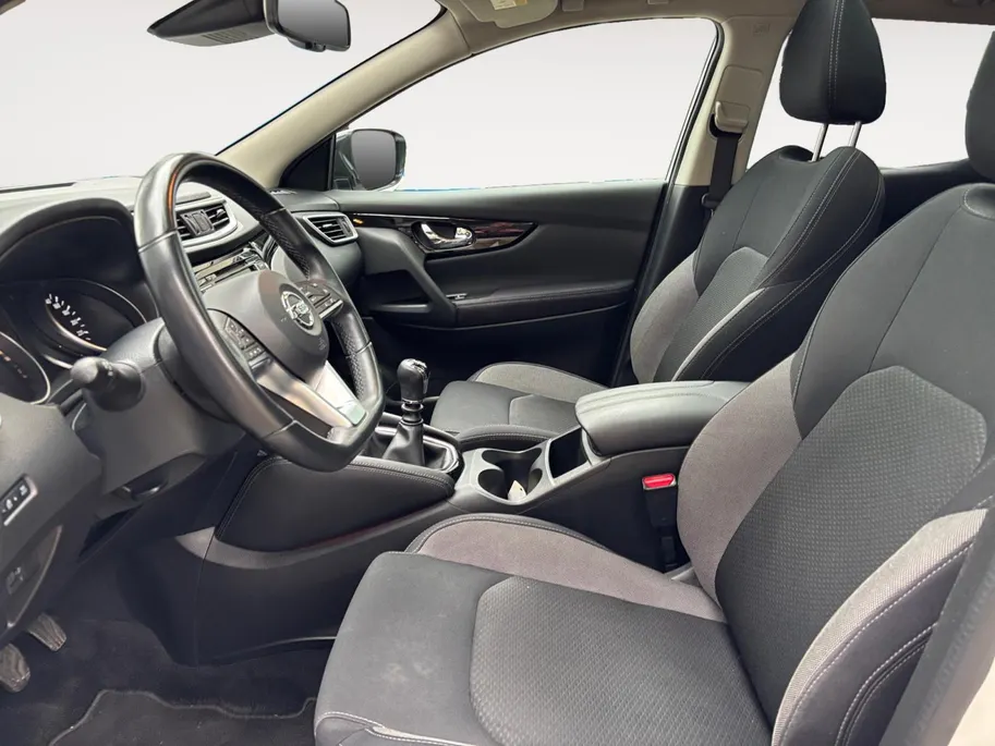 Nissan QASHQAI 1.3 DIG-T Design Edition | Garantie t/m 2031! | Panoramadak | 360 camera | Airco | Navigatie | Cruise control |