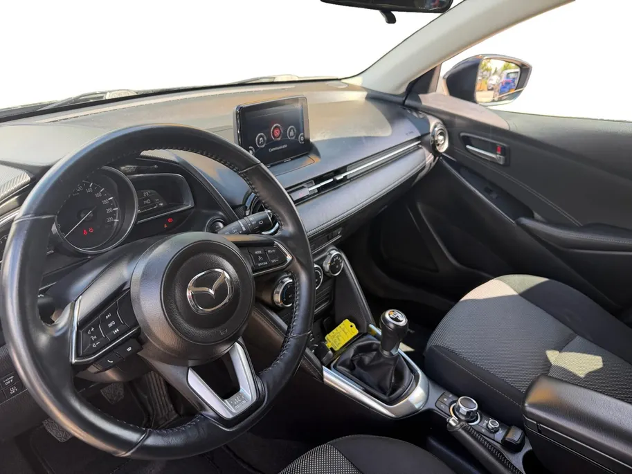 Mazda 2 1.5 Skyactiv-G GT-M | Cruise & Climate Control | All Season Banden | Bluetooth | Navigatie | Stoelverwarming | Parkeersensoren | LMV | 12 Maanden BOVAG Garantie
