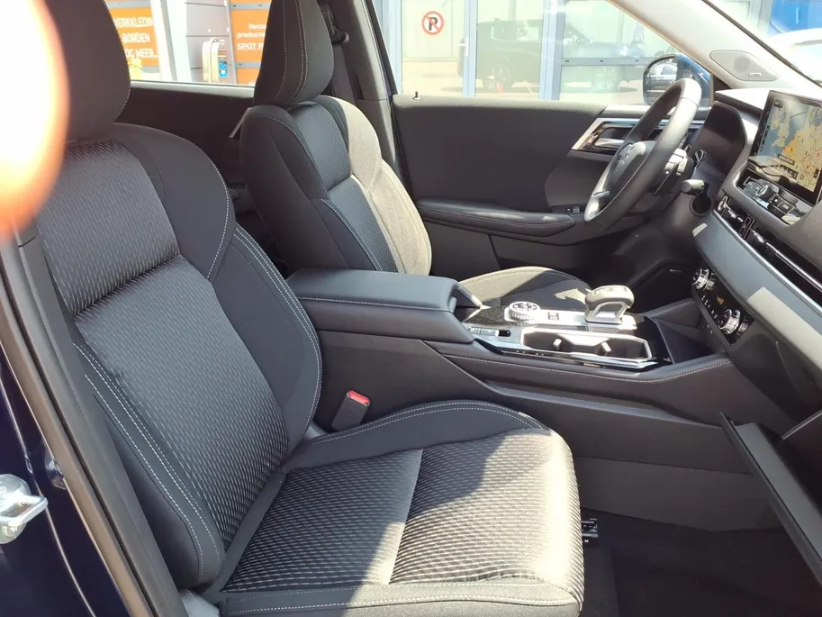 Mitsubishi Outlander 2.4 PHEV Pure | Showroomvoorraad model met 5.000 euro korting bij levering voor 30-6-2026  |Navigatie | Airco/ECC | L.M.Velgen | 8 jaar garantie