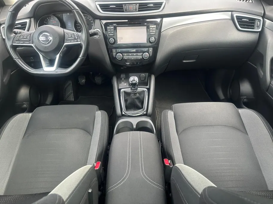Nissan QASHQAI 1.2 N-Connecta | Navi | Climate | Cruise | Panodak | Trekhaak |