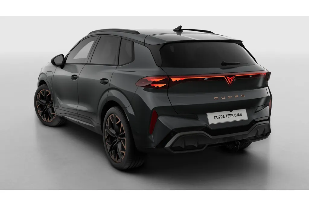 CUPRA Terramar VZ Performance | 360 graden camera | Achteruitrijcamera | Draadloze Apple CarPlay™, Android Auto™
