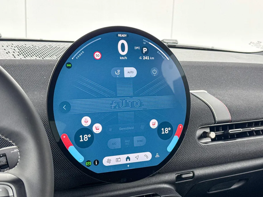 MINI Cooper 3-deurs Electric Cooper SE Favoured M 54.2 kWh