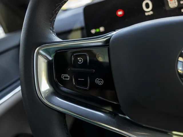 Volvo EX90 Single Motor Core 7p. 104 kWh | Panoramadak | Nieuwstaat | SOH 95% |