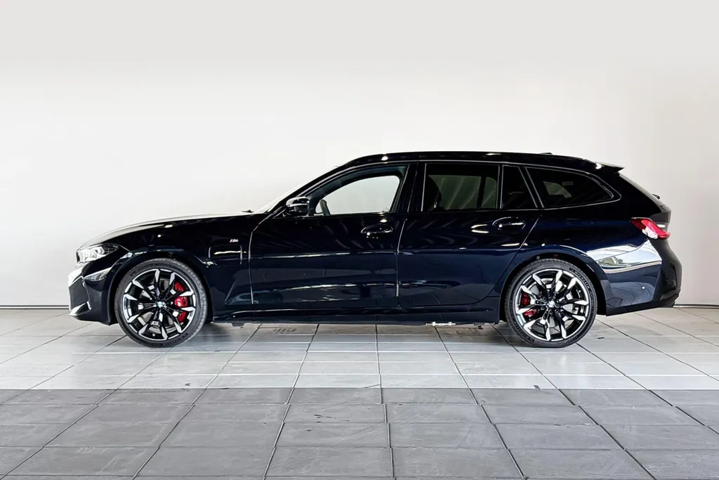 BMW 3 Serie Touring 330e M Sport Edition Innovation Pack