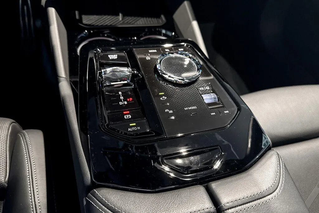 BMW i5 Touring xDrive40