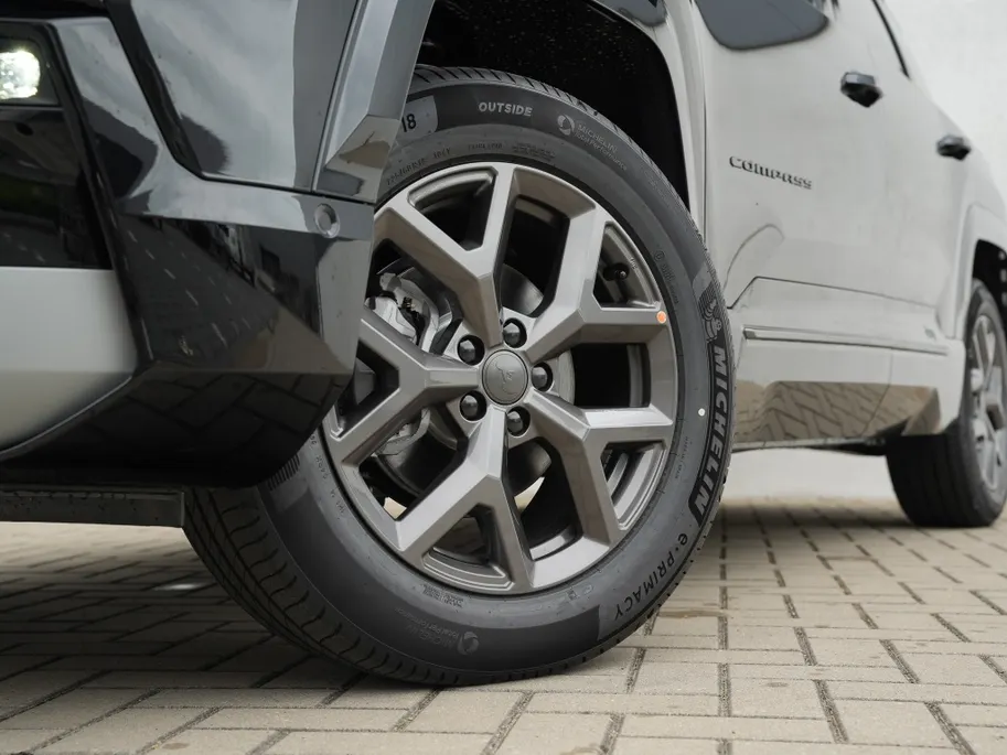Jeep Compass 1.2 e-Hybrid 145 PK First Edition | Schuifdak | Premium | 360cam