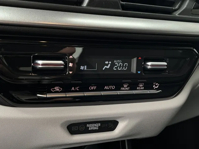 Suzuki Swift 1.2 Style Smart Hybrid | Stoelverw. | Adap. Cruise