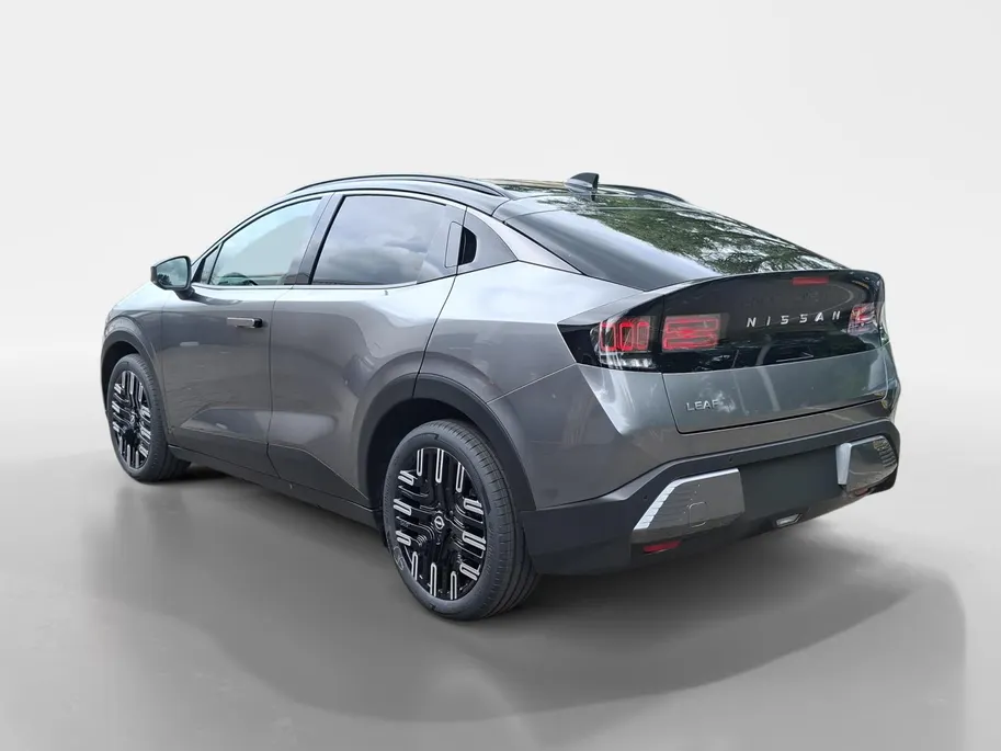 Nissan Leaf Evolve 52 kWh | RIJDEN VOERTUIG | PANODAK | PRO-PILOT | 360 GRADEN CAM | STOEL & SATUUR VERWARMD | HUD |