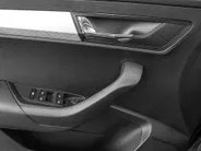Škoda Karoq 1.5 TSI ACT 150pk DSG Business Edition · Camera · Inklap. Trekhaak · Keyless · Stuur- & Stoelverwarming · Apple/Android Car Play · ACC · Garantie t/m 02-07-2028 of 100.000km