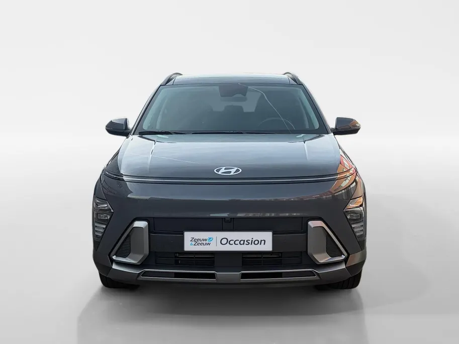 Hyundai Kona 1.6 GDI HEV Premium Sky | Schuif-/kantel dak | Navigatie | Apple Carplay/ Android Auto | Stoelventilatie | Stuur/ Stoelverwarming |