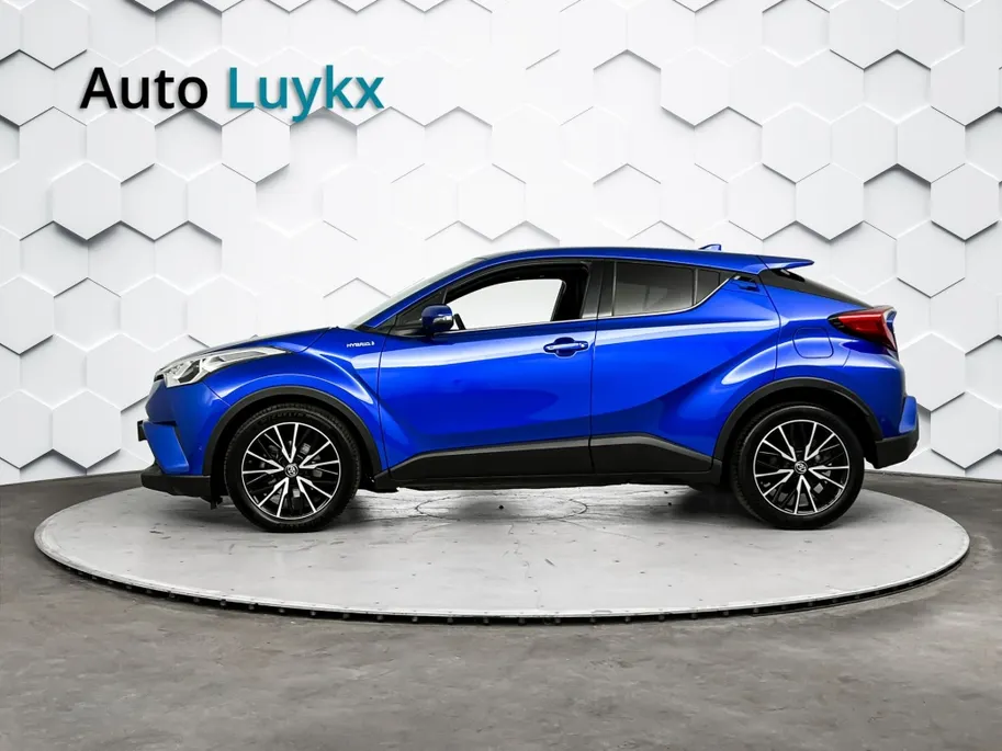 Toyota C-HR 1.8 Hybrid Dynamic Automaat | Navigatie | 18'' L.M. Velgen | Parkeercamera
