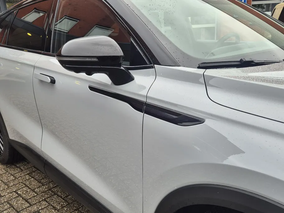 Omoda 9 9 PHEV Premium Panoramadak - 1100KM Bereik