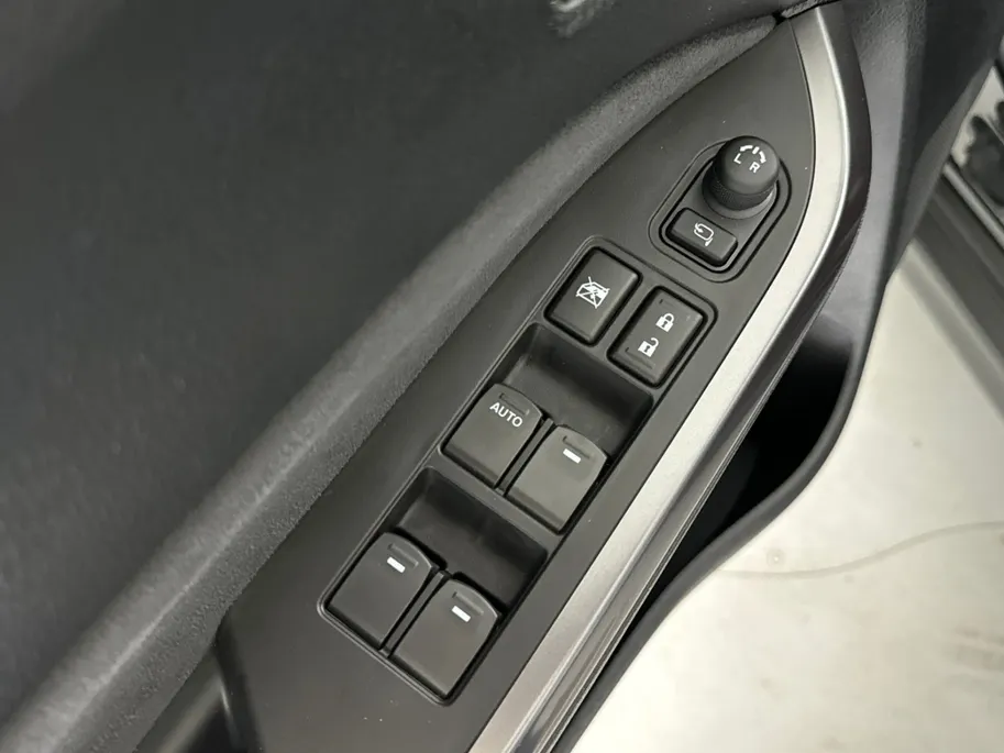 Suzuki Vitara 1.4 Style Smart Hybrid Automaat | Panoramadak | €2.000,- + €750,- voorraadkorting!